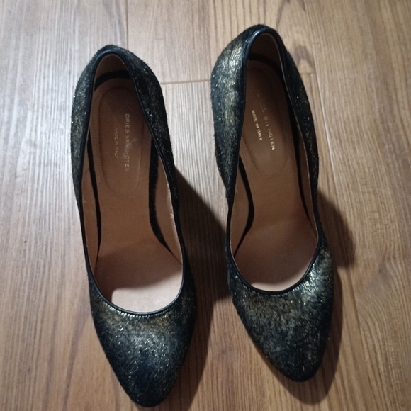 Dries Van Noten Pony Style Calfskin Black Heel Pumps - Picture 14 of 15